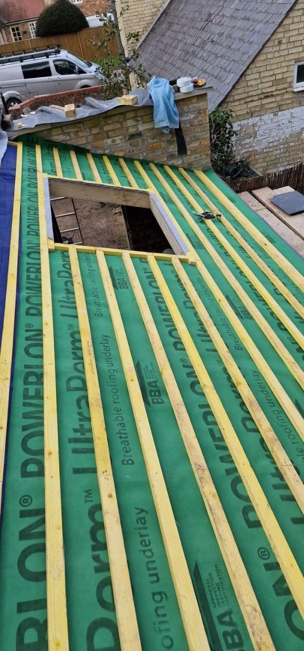 Signs roof needs repair